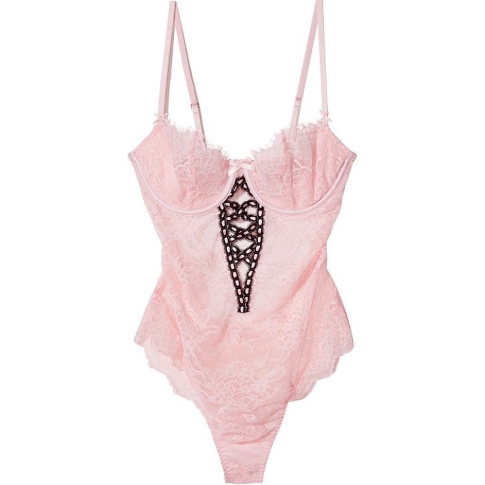 Victoria’s Secret very sexy Wicked Unlined Balconette Teddy size medium new